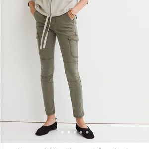 H&M slim Fit Cargo Pants Khaki green